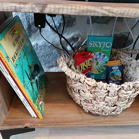 New - Chez Magalie A 5mn De La Bourboule 別荘 *