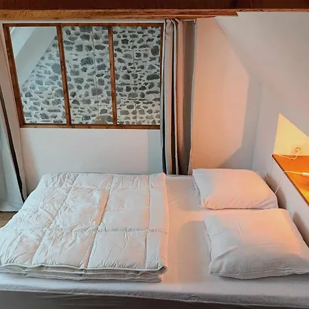 New - Chez Magalie A 5mn De La Bourboule 別荘 *